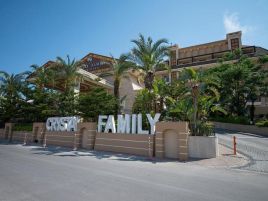 CRYSTAL FAMILY RESORT & SPA