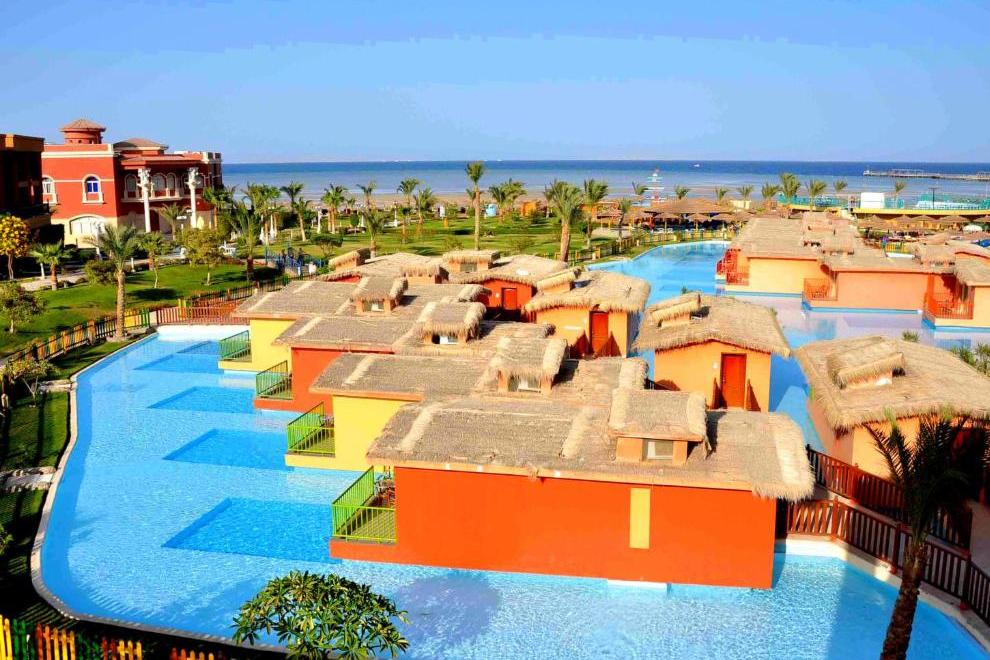 TITANIC PALACE RESORT & AQUAPARK