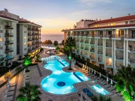Ramada Hotel & Suites by Wyndham Kusadasi