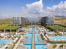 WAVE RESORT