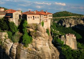 Екскурзия до Солун, Метеора, Вергина и Едеса от Варна