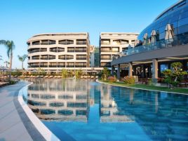 LIU RESORTS