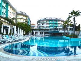 Seashell Resort & Spa