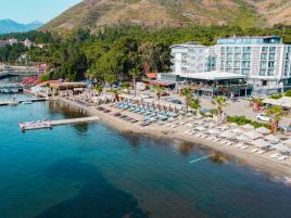 CLASS UNIQUE BEACH HOTEL