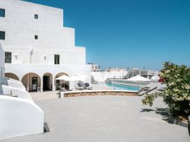 OMIROS HOTEL