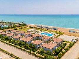 CRYSTAL BOUTIQUE BEACH RESORT (Adults Only)