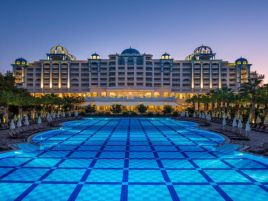Rubi Platinum Spa Resort and Suites
