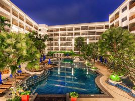 Deveena Plaza Patong