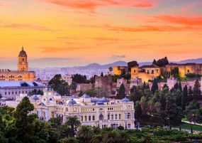 Икономично предложение  - Андалусия и Португалия - 29.04 и 27.10 - полет от Варна - хотели 3*