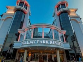 HOLIDAY PARK RESORT