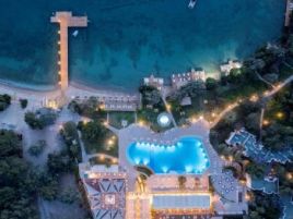 DOUBLETREE BY HILTON ISIL CLUB RESORT