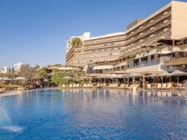 FOUR SEASONS HOTEL