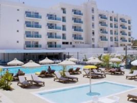 KAPETANIOS BAY HOTEL
