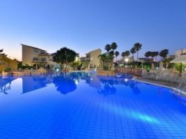MAKRONISOS HOLIDAY VILLAGE