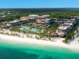 Unique Club at Lopesan Costa Bavaro Resort
