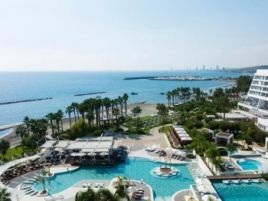 PARKLANE RESORT AND SPA