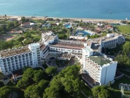 CRYSTAL TAT BEACH GOLF RESORT & SPA