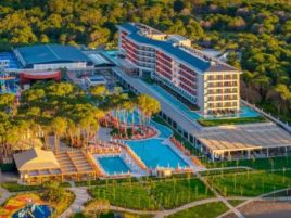 TRENDY PERGE RESORT & SUITES