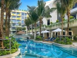 La Green Hotel & Residence