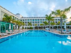 KARMIR RESORT & SPA