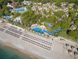 PIRATES BEACH CLUB