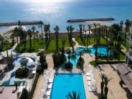 SANDY BEACH HOTEL AND SPA