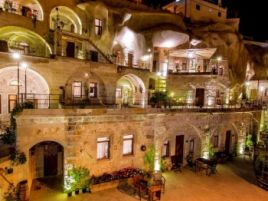 HERA CAVE SUITES