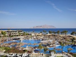 CORAL SEA SENSATORI RESORT