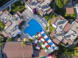 BITEZ GARDEN LIFE HOTEL