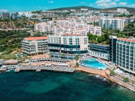 CHARISMA DE LUXE HOTEL
