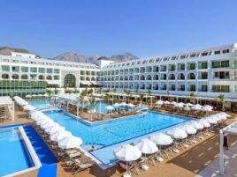 KARMIR RESORT & SPA