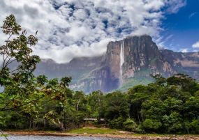 Приключение във Венецуела 2026